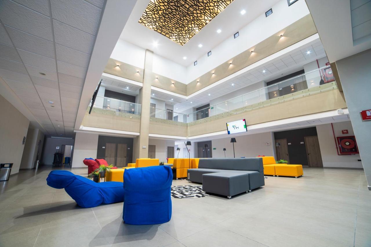 Th Hotel & Vivienda เตปาติตลัน เด โมเรลอส ภายนอก รูปภาพ