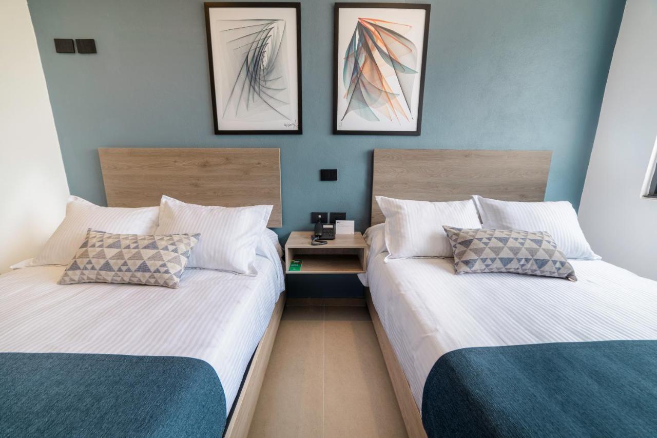 Th Hotel & Vivienda เตปาติตลัน เด โมเรลอส ภายนอก รูปภาพ